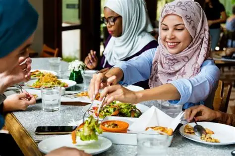 Let’s Eat Halal Food in Japan: Your Ultimate Guide to Muslim-Friendly Dining!