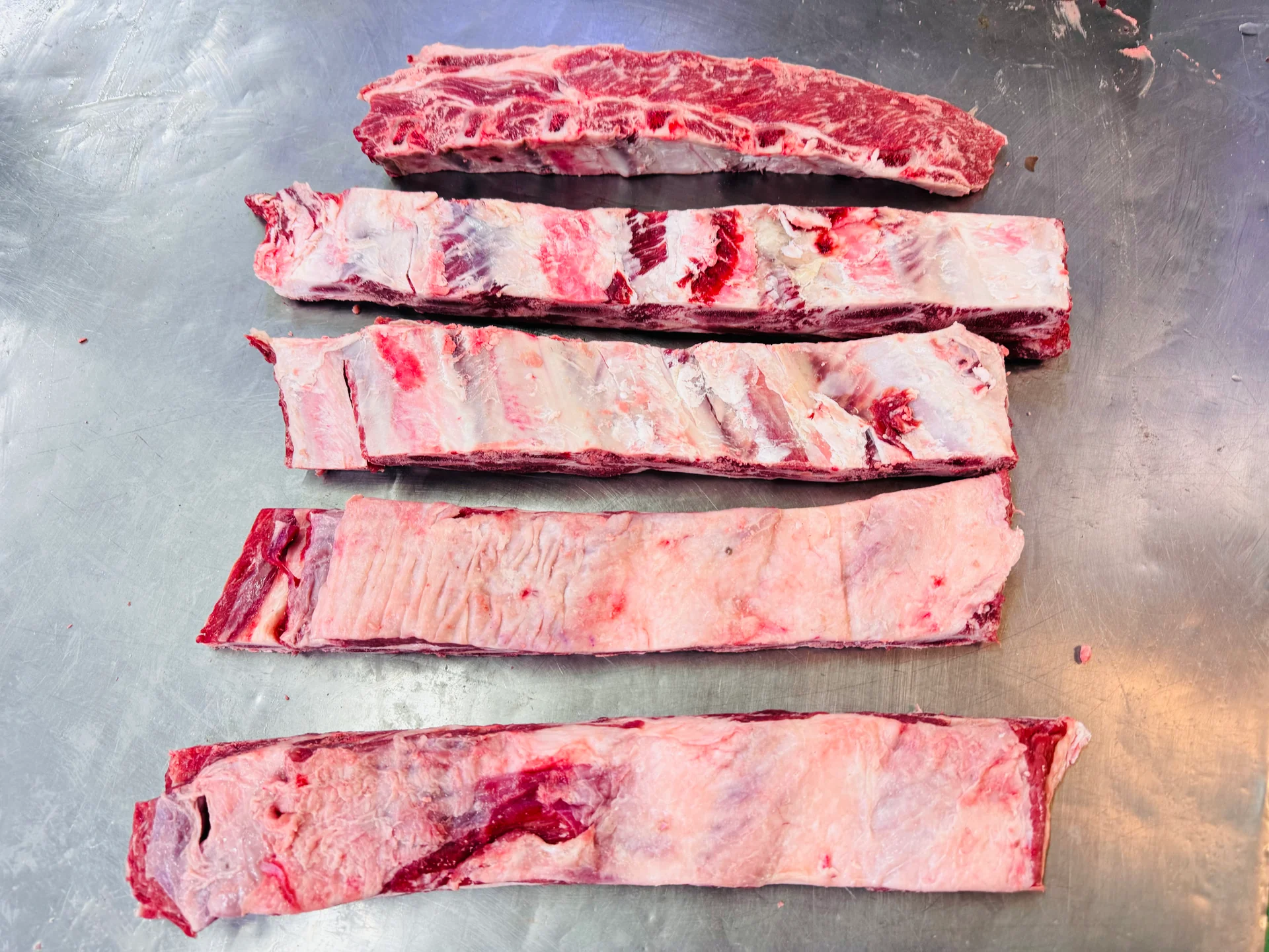 Beef Bara with Bone 1kg – 骨付き牛バラ肉 ハラール認証済み - Premium Halal Food Product